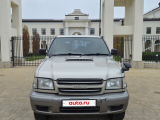2000 Isuzu Bighorn II, золотистый, 900000 рублей, вид 2