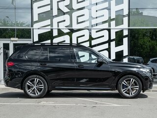 2020 BMW X7 40i I (G07), чёрный, 7699000 рублей, вид 5