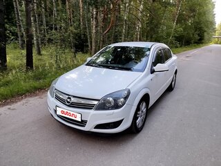 2011 Opel Astra H Рестайлинг, белый, 520000 рублей, вид 1