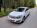 2011 Opel Astra H Рестайлинг, белый, 650000 рублей