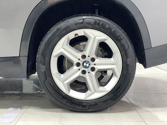 2023 BMW X1 Long 20Li sDrive III (U11/U12), серый, 3022000 рублей - вид 14