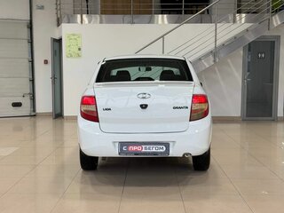 2012 Lada (ВАЗ) Granta I, белый, 349900 рублей, вид 5