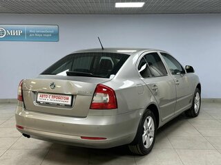 2011 Skoda Octavia II (A5) Рестайлинг, серый, 740000 рублей, вид 5