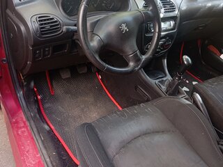 2001 Peugeot 206, красный, 250000 рублей, вид 4