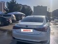 2018 Lexus ES 250 VII, белый, 3750000 рублей - вид 3