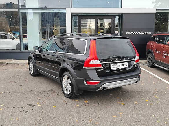 2016 Volvo XC70 II Рестайлинг, чёрный - вид 6