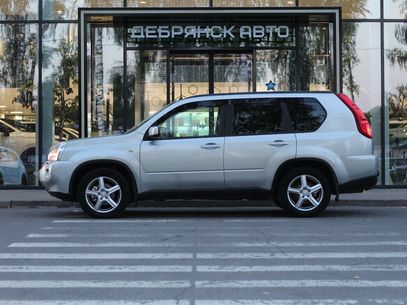 2010 Nissan X-Trail II, серебристый, 1025000 рублей - вид 1