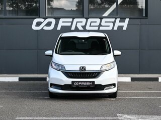 2019 Honda Freed II Рестайлинг, белый, 1729000 рублей, вид 3