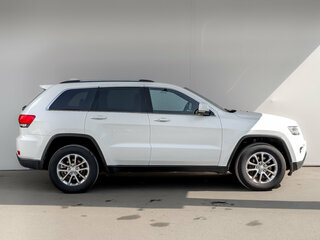 2016 Jeep Grand Cherokee IV (WK2) Рестайлинг, белый, 3130000 рублей, вид 4