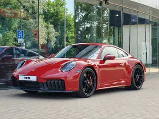 2026 Porsche 911 Carrera 4 GTS VIII (992) Рестайлинг, красный, 31300000 рублей, вид 1