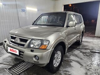 2004 Mitsubishi Pajero III Рестайлинг, бежевый, 750000 рублей, вид 2