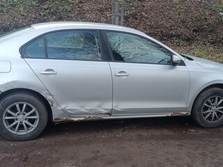 2015 Volkswagen Jetta VI Рестайлинг, серебристый, 612000 рублей, вид 2