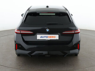 2024 BMW 5 серии 520d VIII (G60/G61/G68), чёрный, 5980000 рублей, вид 4