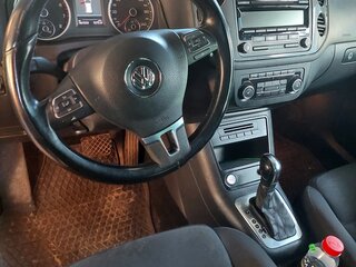 2013 Volkswagen Tiguan I Рестайлинг, чёрный, 1800000 рублей, вид 5