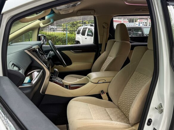 2015 Toyota Alphard III, белый, 3300000 рублей - вид 9