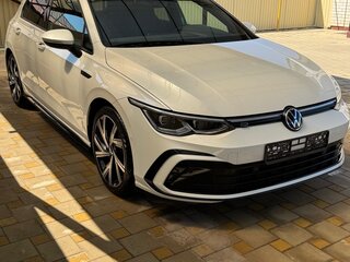 2022 Volkswagen Golf VIII, белый, 2400000 рублей, вид 1