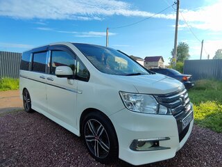 2010 Honda Stepwgn Spada IV, белый, 1200000 рублей, вид 1