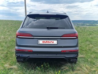 2020 Audi Q7 45 TDI II (4M) Рестайлинг, серый, 7100000 рублей, вид 5