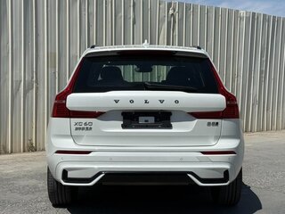 2025 Volvo XC60 II Рестайлинг 2, белый, 4970000 рублей, вид 5