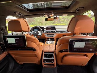 2021 BMW 7 серии Long 740Li xDrive VI (G11/G12) Рестайлинг, чёрный, 7400000 рублей, вид 5