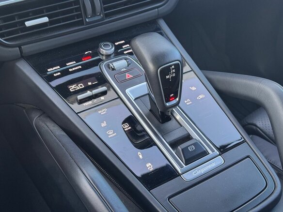 2019 Porsche Cayenne III, синий, 4800000 рублей - вид 17