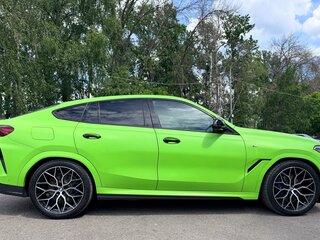 2020 BMW X6 40i III (G06), белый, 8500000 рублей, вид 4