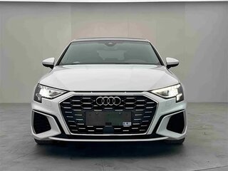 2022 Audi A3 Sportback 35 TFSI IV (8Y), белый, 2100000 рублей, вид 3