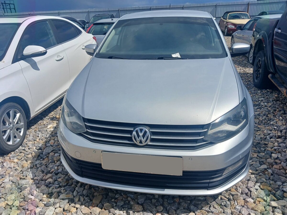 Открыть фотографии: Volkswagen Polo V Рестайлинг