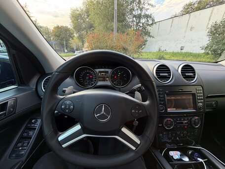 2010 Mercedes-Benz M-Класс AMG 63 AMG II (W164) Рестайлинг, коричневый, 2300000 рублей, вид 4
