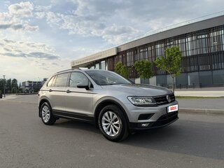 2020 Volkswagen Tiguan II, серебристый, 2180000 рублей, вид 3