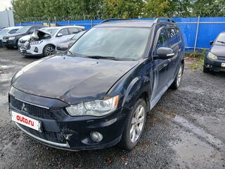 2011 Mitsubishi Outlander II Рестайлинг, чёрный, 750000 рублей, вид 3