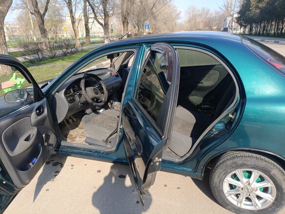 2005 Daewoo Lanos, зелёный, 260000 рублей - вид 7