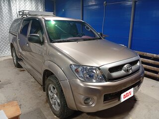 2010 Toyota Hilux VII, золотистый, 2600000 рублей, вид 1