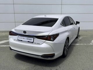 2020 Lexus ES 250 VII, белый, 3290000 рублей, вид 5