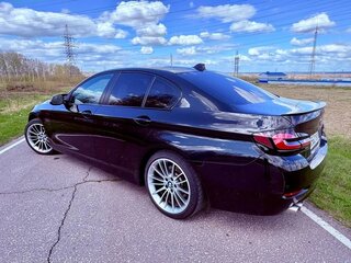 2013 BMW 5 серии 528i xDrive VI (F10/F11/F07) Рестайлинг, чёрный, 1900000 рублей, вид 3