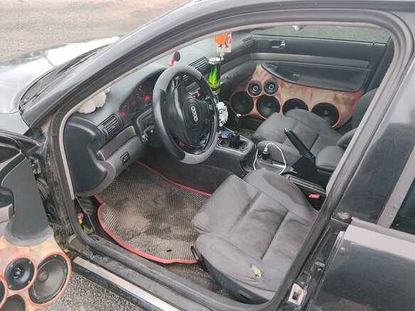 2000 Audi A4 I (B5) Рестайлинг, чёрный, 230000 рублей - вид 5