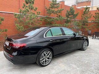 2021 Mercedes-Benz E-Класс 350 d V (W213, S213, C238) Рестайлинг, чёрный, 6000000 рублей, вид 2