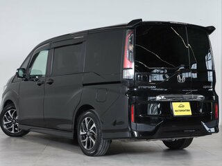 2017 Honda Stepwgn V Рестайлинг, чёрный, 1999000 рублей, вид 4