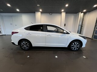 2020 Hyundai Solaris II Рестайлинг, белый, 1320000 рублей, вид 2