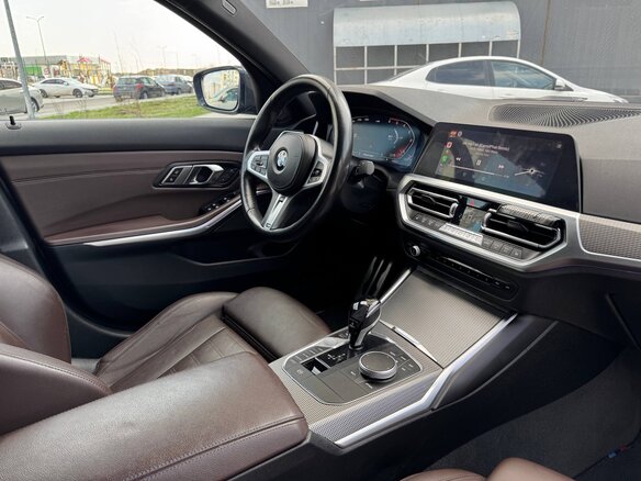 2019 BMW 3 серии 320d xDrive VII (G2x), чёрный, 3750000 рублей - вид 6