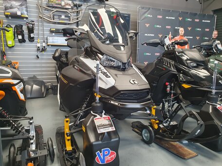 2024 BRP Ski-Doo Expedition 900, чёрный, 2300000 рублей, вид 3