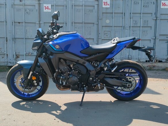 2024 Yamaha MT-09 (FZ-09), синий, 1289000 рублей - вид 1