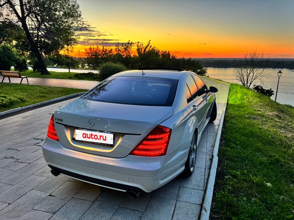 2008 Mercedes-Benz S-Класс 500 V (W221), белый, 2100000 рублей - вид 11