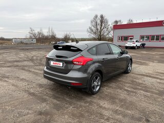 2017 Ford Focus III Рестайлинг, серый, 1180000 рублей, вид 5