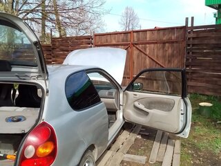 1998 Toyota Corolla VIII (E110), белый, 222000 рублей, вид 4