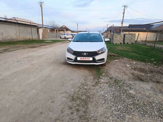 2021 Lada (ВАЗ) Vesta I, белый, 750000 рублей, вид 1
