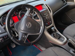 2012 Opel Astra J, серебристый, 670000 рублей, вид 4