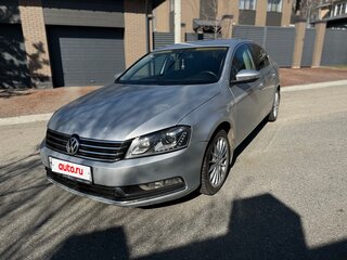 2011 Volkswagen Passat B7, серебристый, 900000 рублей, вид 2