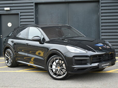 2020 Porsche Cayenne Turbo Coupé III, чёрный, 11799000 рублей, вид 3