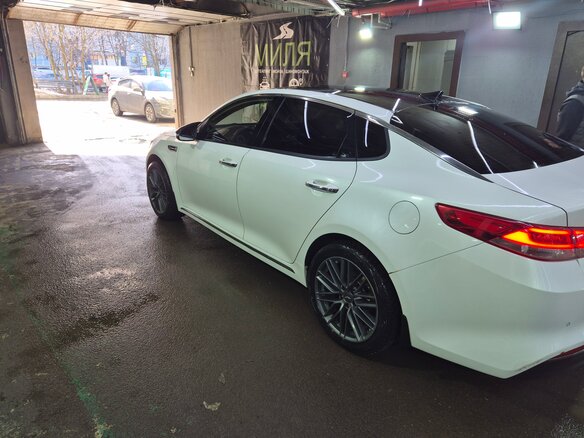 2017 Kia Optima IV, белый, 1850000 рублей - вид 3